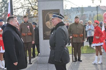 Jarmarkiem Świętomarcińskim uczcili w Widawie dzień 11 listopada